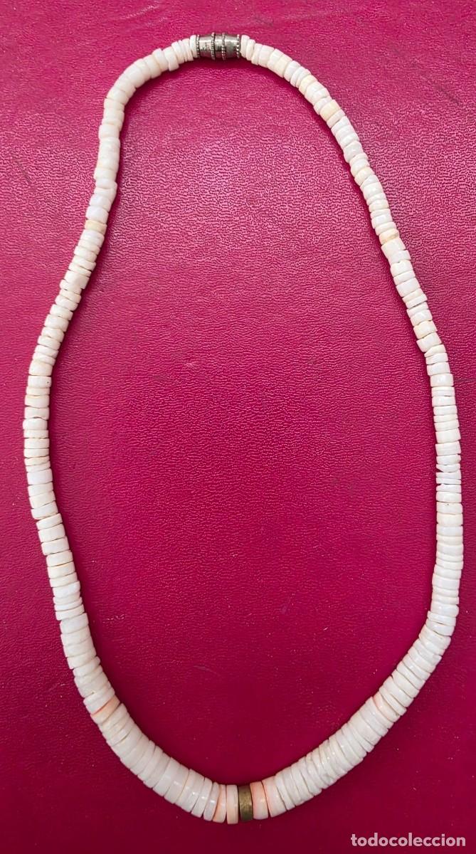 Joyeria: Collar boho con cuentas de concha &middot; Estilo surfero (36 cm) - Foto 1