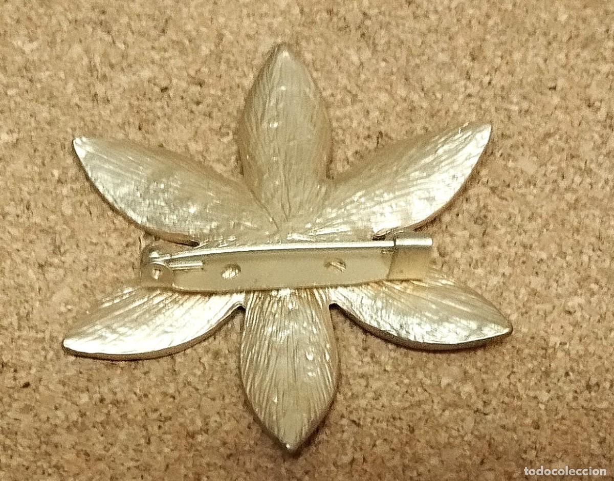 Joyeria: Broche bisuter&iacute;a, flor dorada - Foto 2
