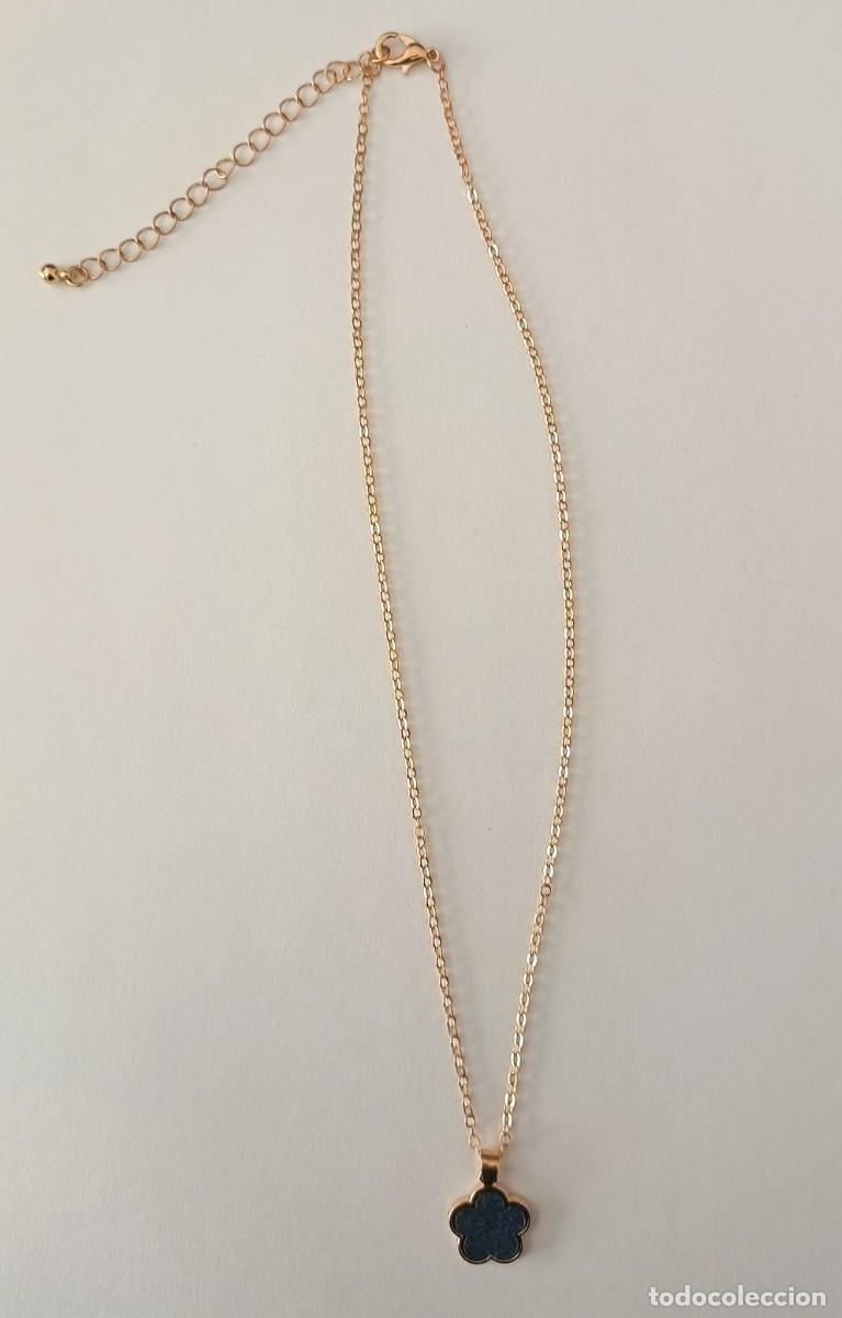 Joyeria: Collar dorado con flor. Cadena regulable. - Foto 4