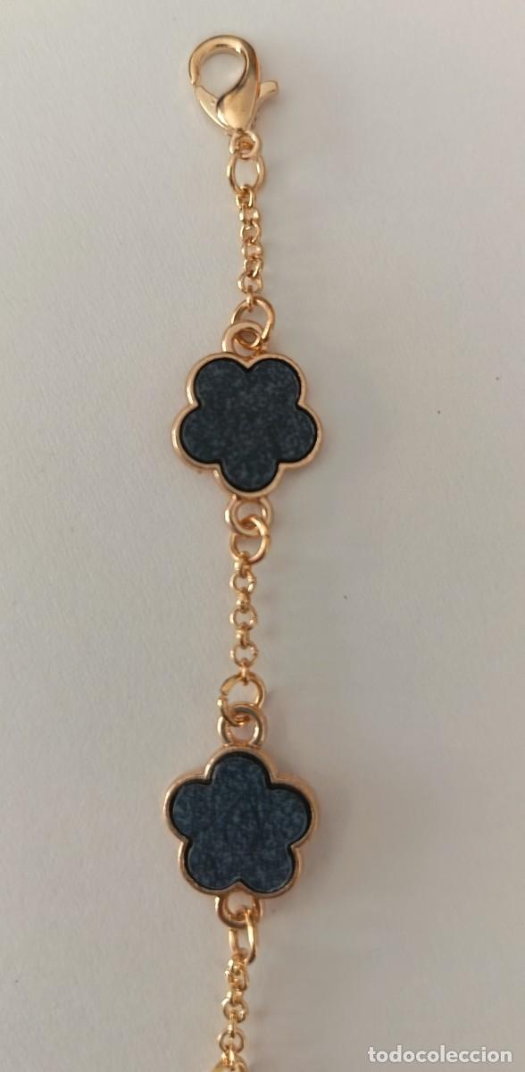 Joyeria: Pulsera dorada con flores. Regulable. - Foto 5