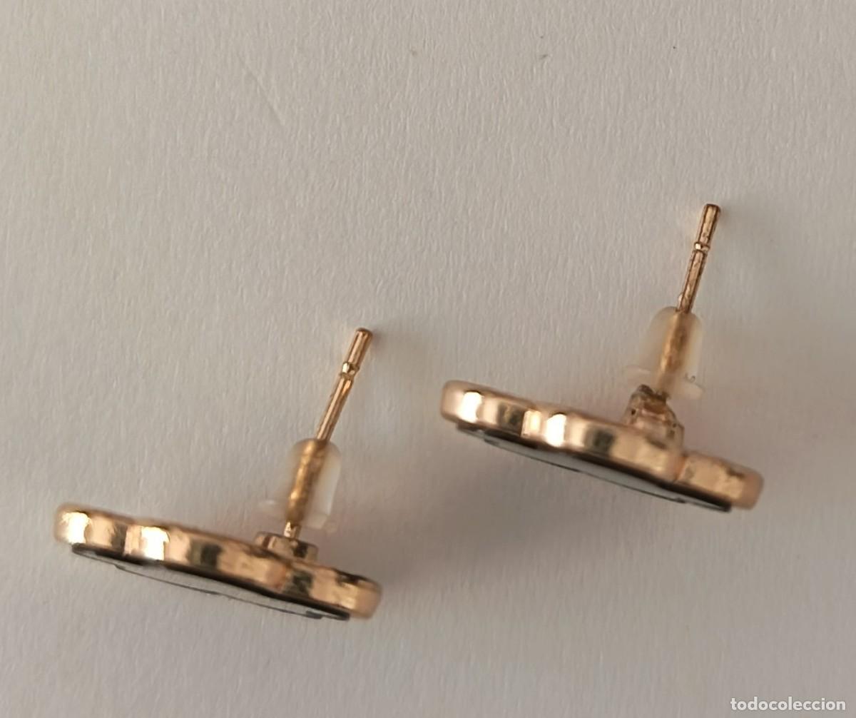 Joyeria: Pendientes dorados. Flor negra. - Foto 8