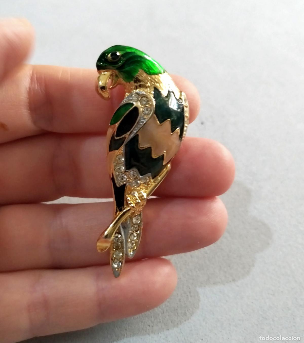 Joyeria: Broche dorado, forma de loro, p&aacute;jaro. - Foto 5
