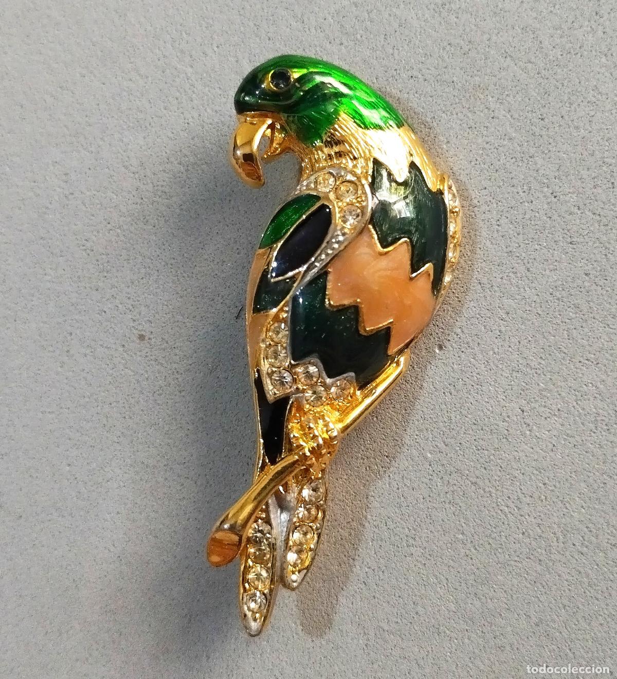 Joyeria: Broche dorado, forma de loro, p&aacute;jaro. - Foto 1