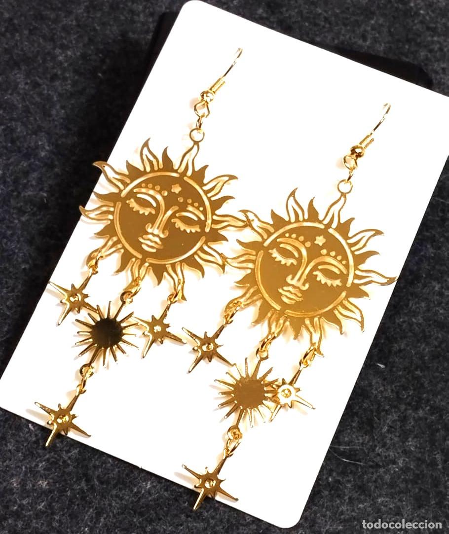 Joyeria: Pendientes largos con sol color oro, Nuevos - Foto 2