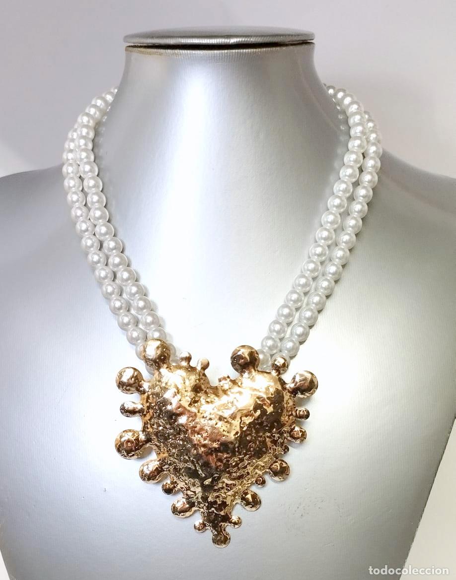Joyeria: Collar corto perlas blancas y coraz&oacute;n color oro, Nuevo - Foto 1