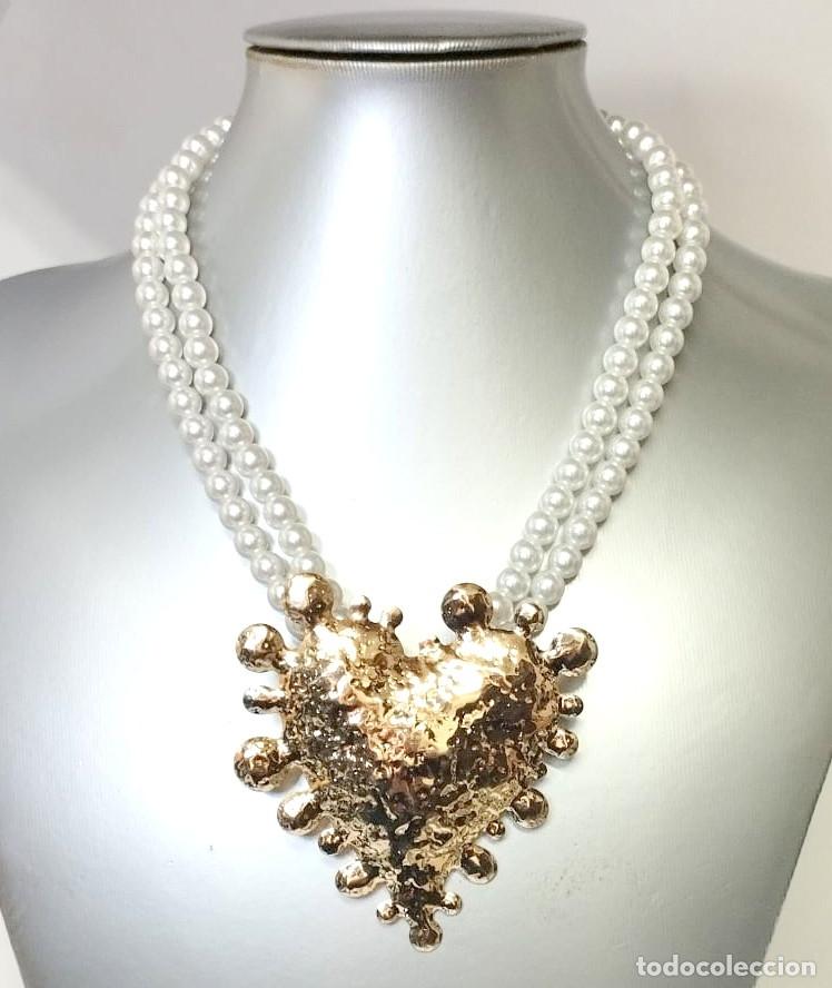 Joyeria: Collar corto perlas blancas y coraz&oacute;n color oro, Nuevo - Foto 4