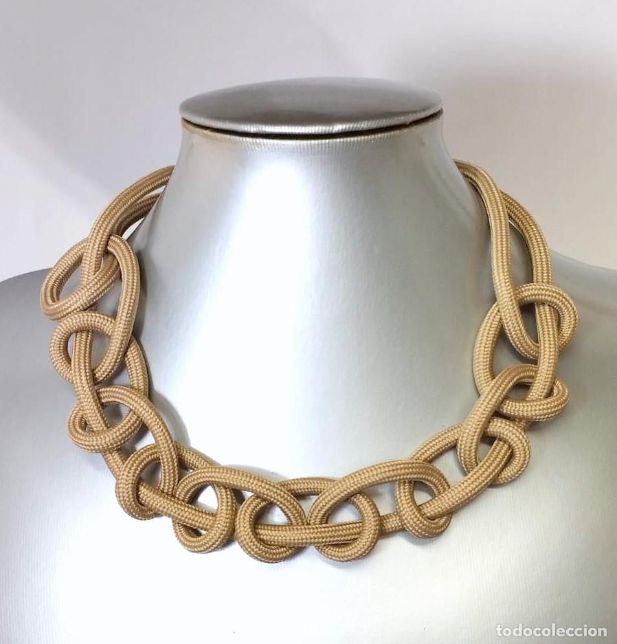 Joyeria: Collar corto color beige, Nuevo - Foto 1
