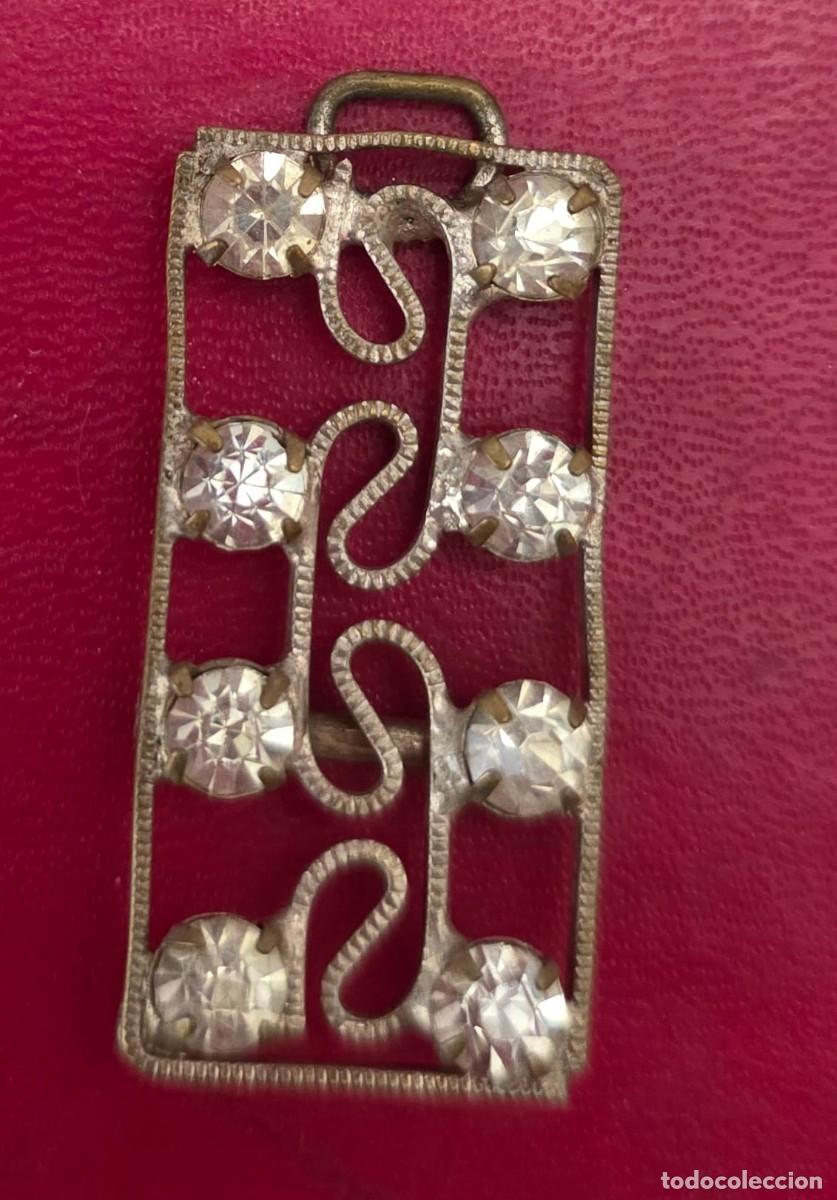 Joyeria: Hebilla / colgante / pasacorbata vintage rectangular con pedrer&iacute;a &mdash; 5,5 cm - Foto 1