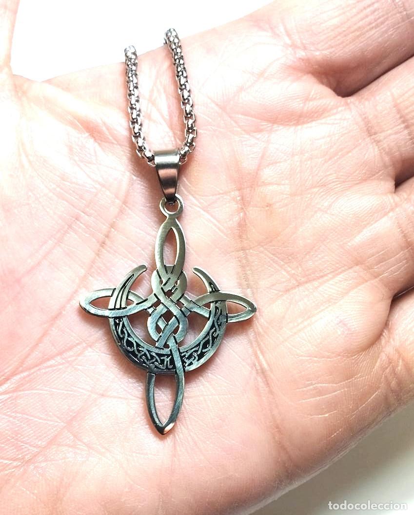 Schmuck: Colgante de protecci&oacute;n Nudo de bruja de acero con cadena, Preparado con Palo Santo, Nuevo