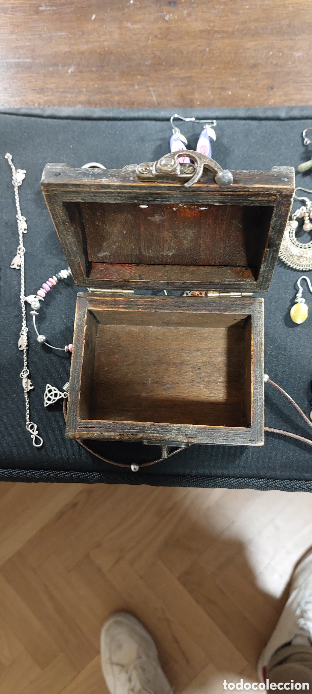 Joyeria: Bisuter&iacute;a adolescente con su caja - Foto 3
