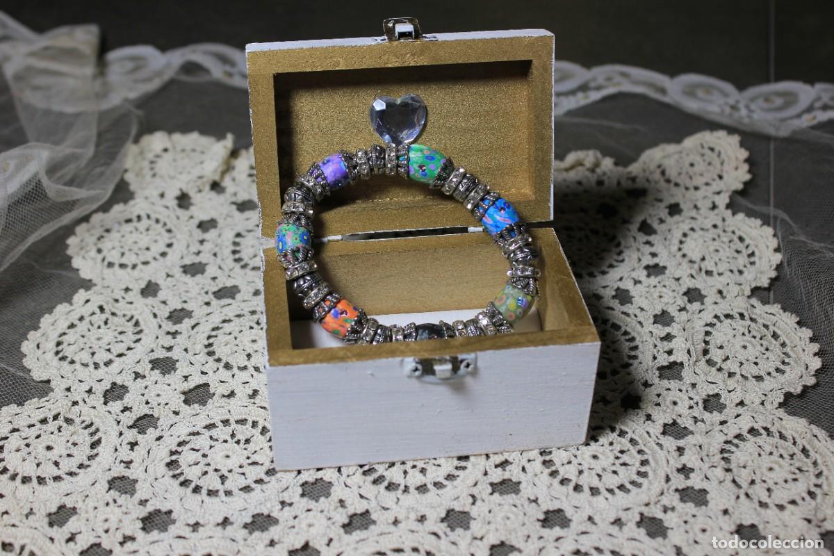 Joyeria: Caja con pulsera. Bisuter&iacute;a - Foto 1