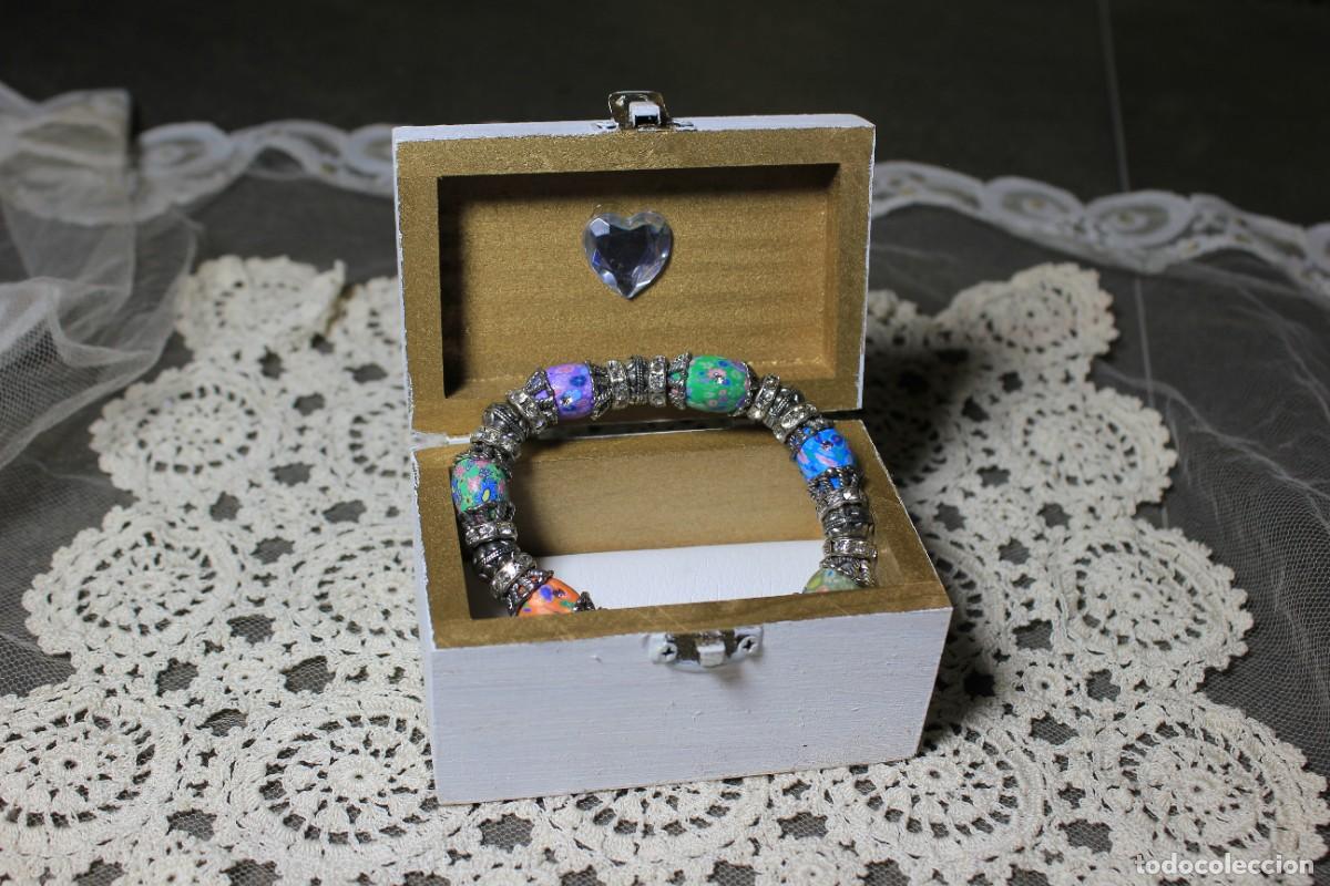 Joyeria: Caja con pulsera. Bisuter&iacute;a - Foto 3
