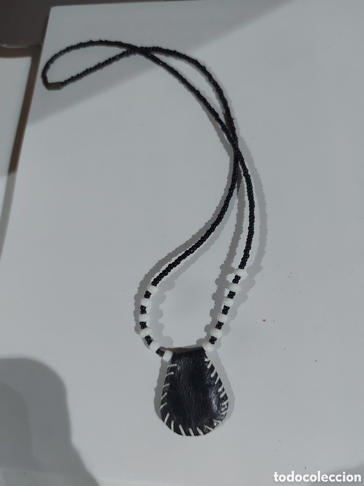 Joyeria: Colgante &eacute;tnico en cuero - Foto 1