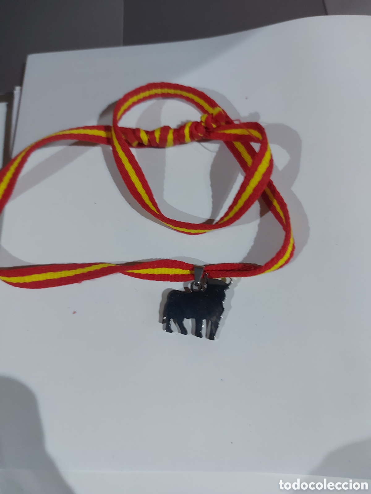 Joyeria: Colgante toro en metal - Foto 1