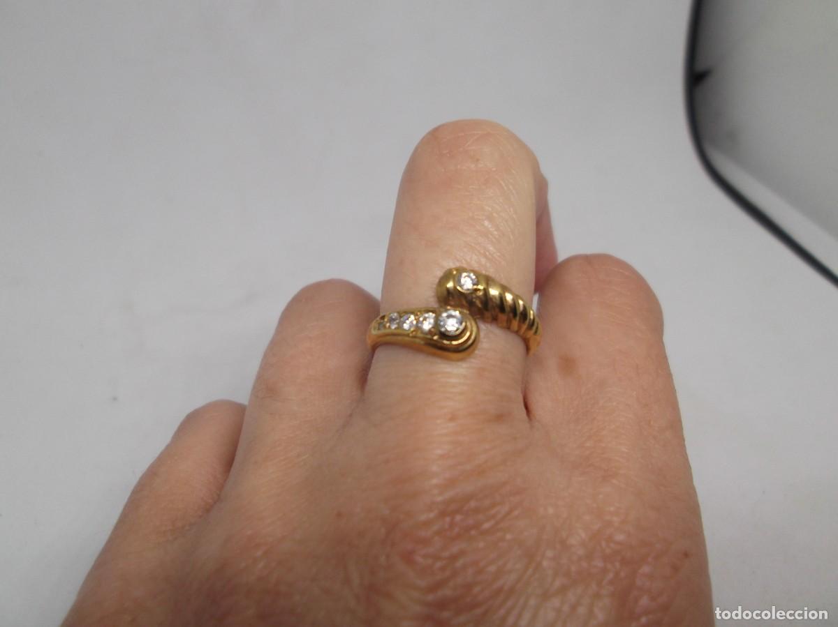 Joyeria: Anillo de bisuteria dorada con circonitas - Foto 1