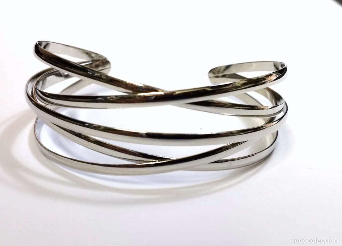Joyeria: Brazalete de l&iacute;neas color plata, Nuevo - Foto 3
