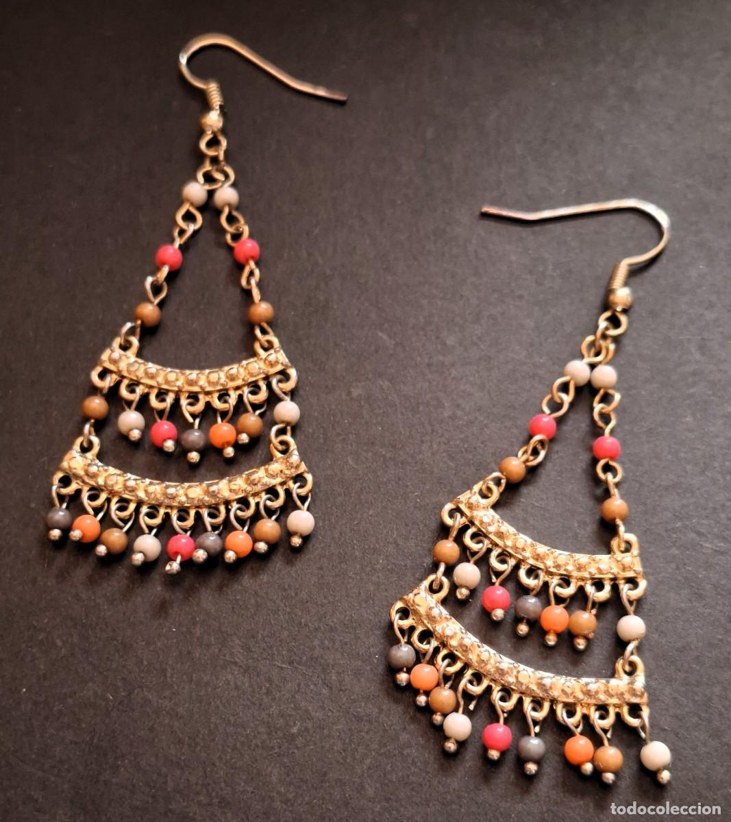 Joyeria: LOTE DE DOS PARES DE PENDIENTES LARGOS EN FORMA TRIANGULAR - Foto 1