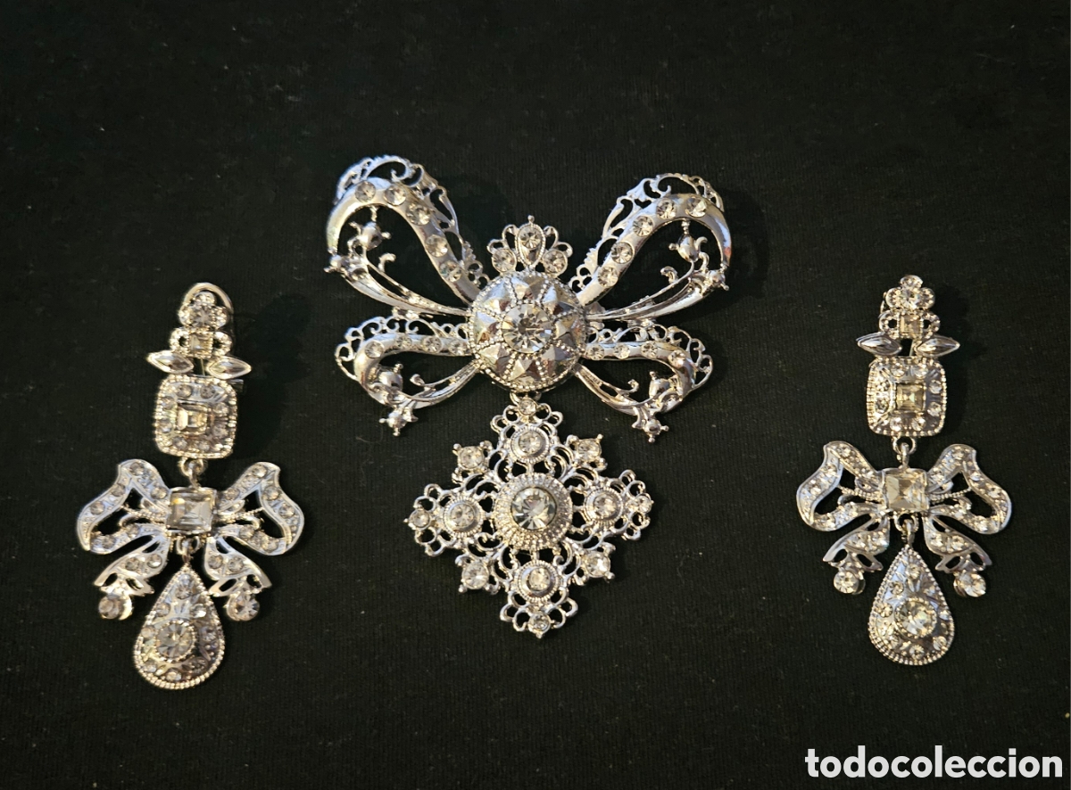 Joyeria: ORIGINAL CONJUNTO DE BROCHE Y JUEGO DE PENDIENTES