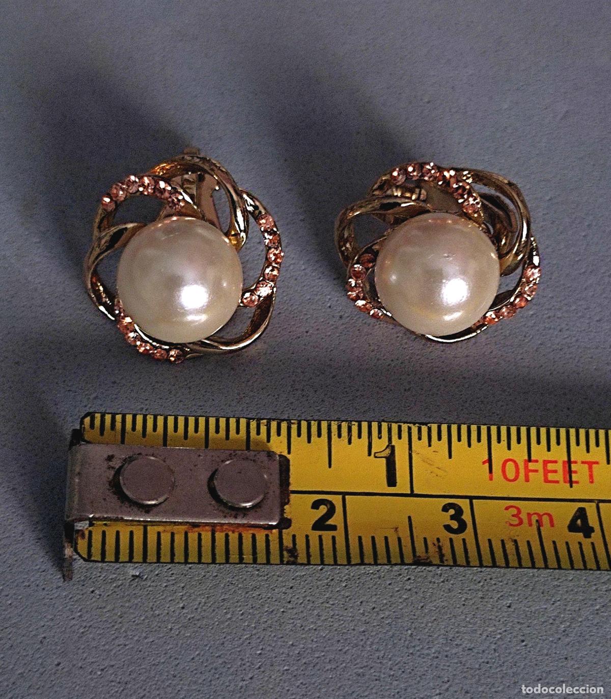 Joyeria: Pendientes dorados con perla, cierre de clip. - Foto 2