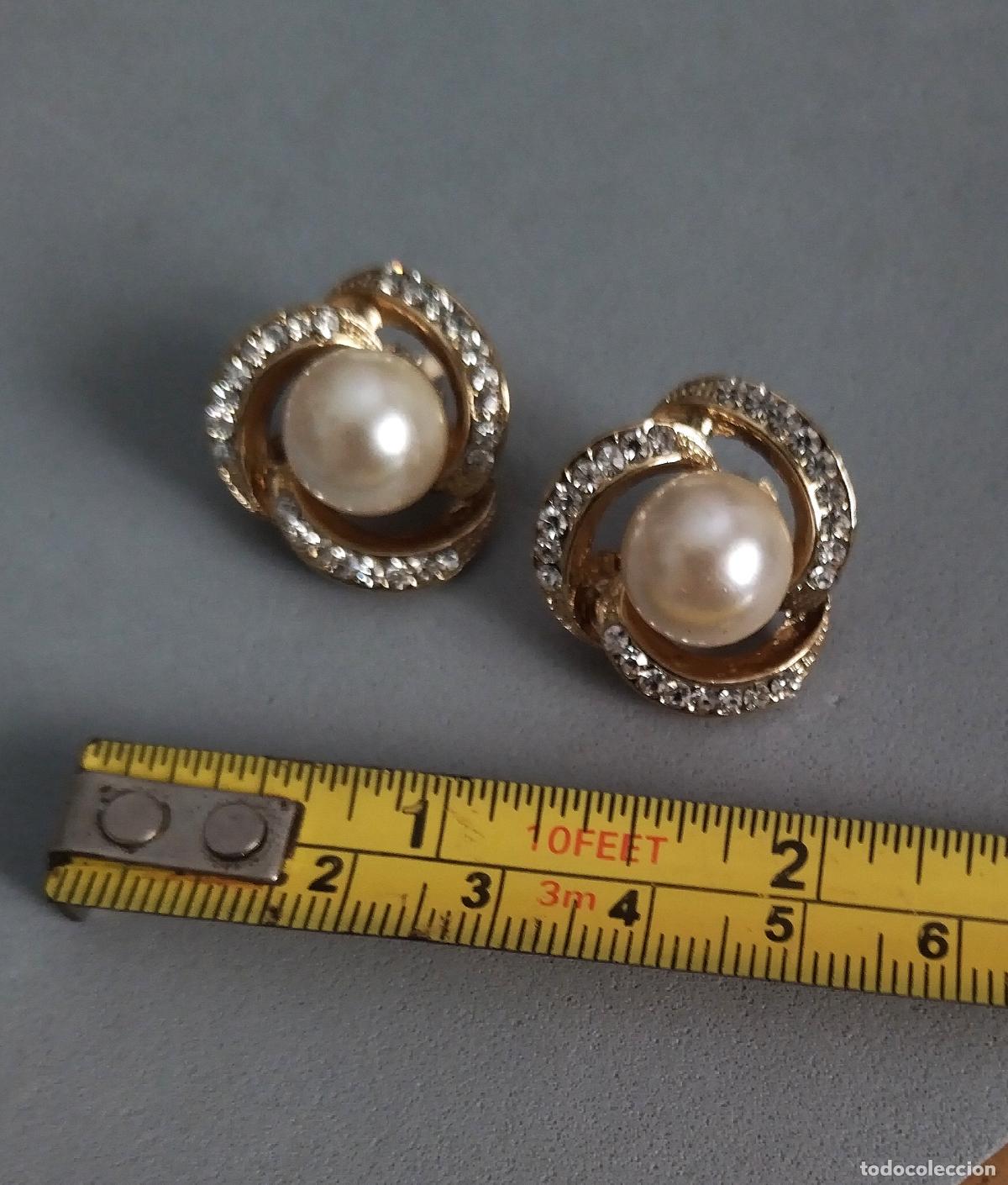 Joyeria: Pendientes dorados con perlas, cierre de clip. - Foto 4