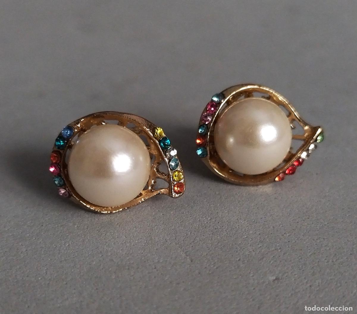 Joyeria: Pendientes dorados con perlas, cierre de clip. - Foto 4
