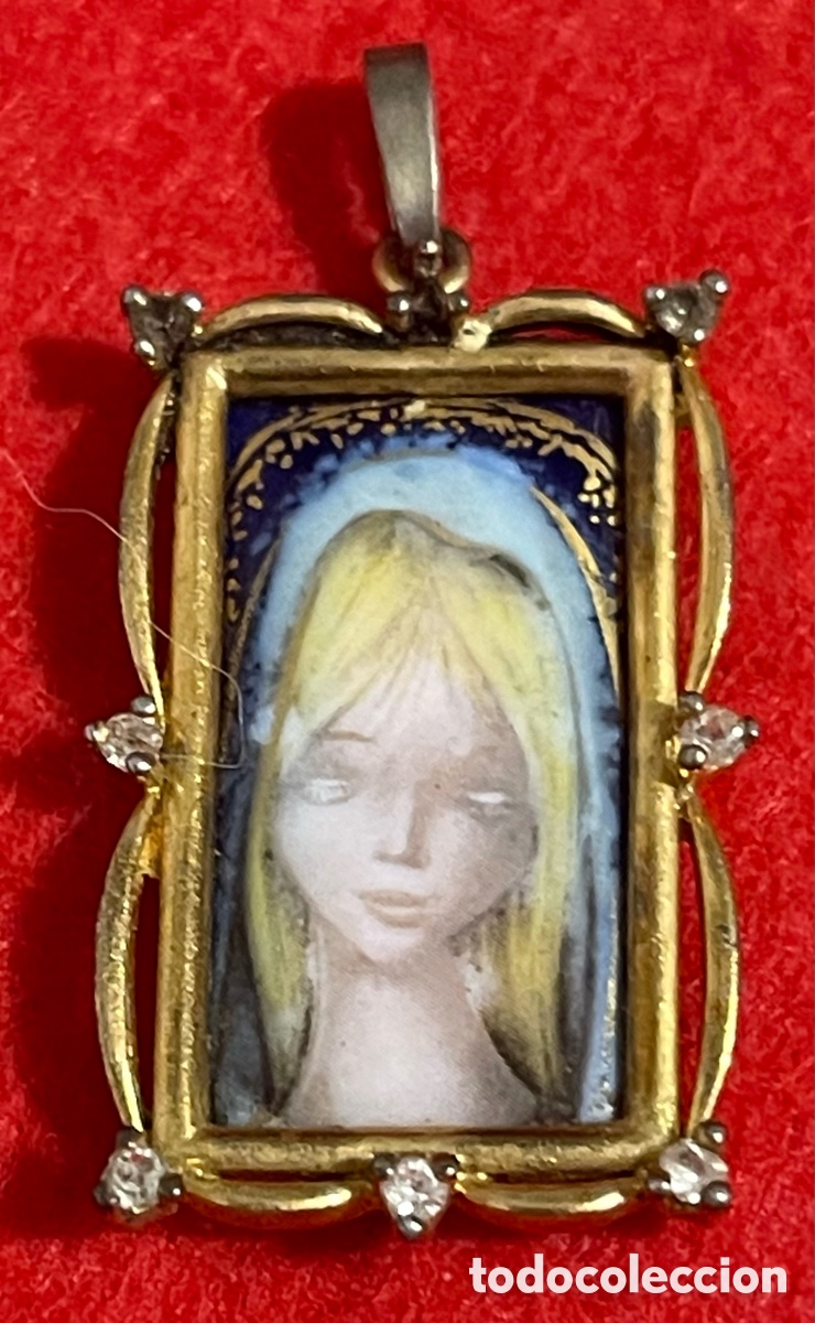 Joyeria: Bell&iacute;simo colgante con placa de porcelana pintada en el centro
