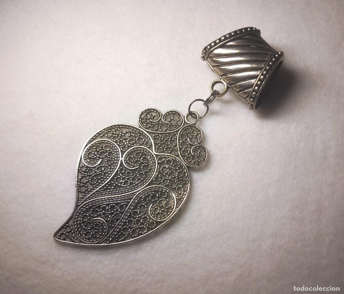 Joyeria: SUJETA PA&Ntilde;UELO DE FILIGRANA PORTUGUESA CORAZ&Oacute;N DE VIANA.