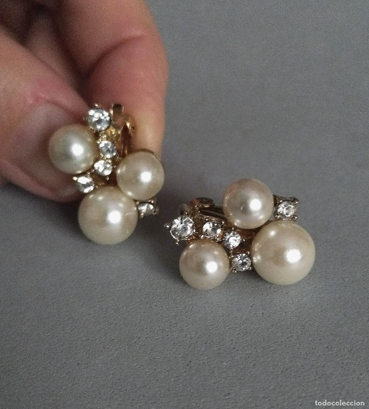 Joyeria: Pendientes dorados con perlas cierre de clip. - Foto 1