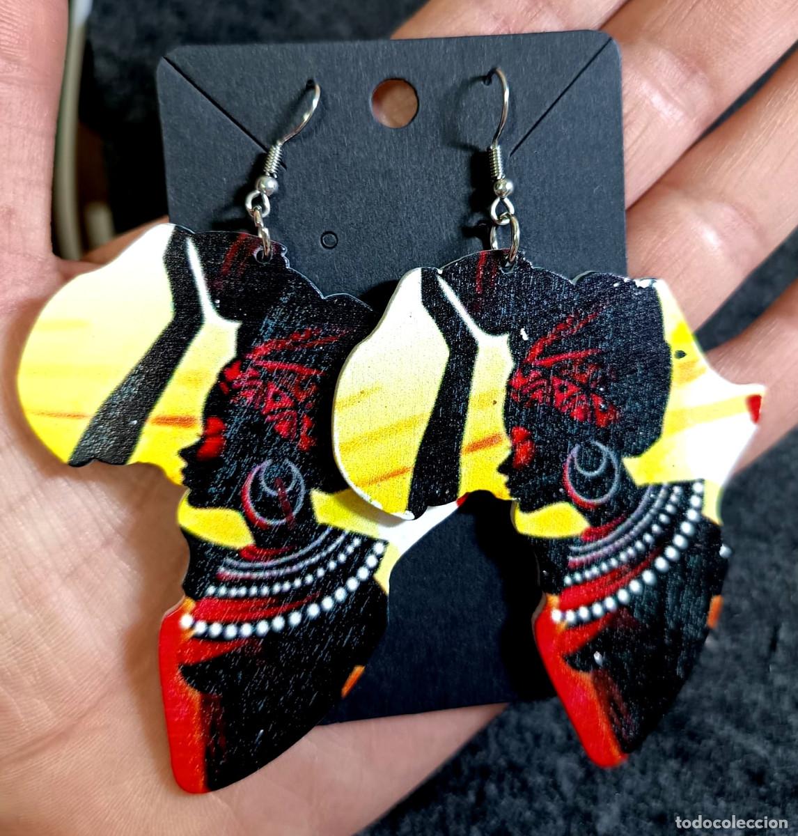 Joyeria: Pendientes largos Africa de madera con color, Nuevos