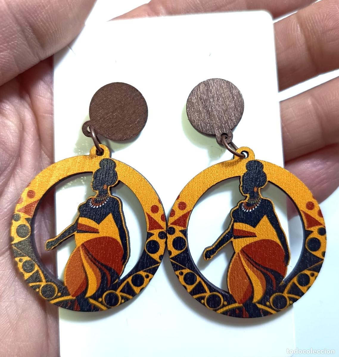 Joyeria: Pendientes largos de madera mujer africana, Nuevos