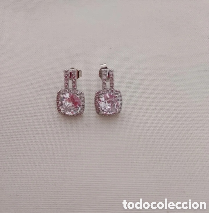 Joyeria: Tres pares de pendientes y un collar - Foto 3