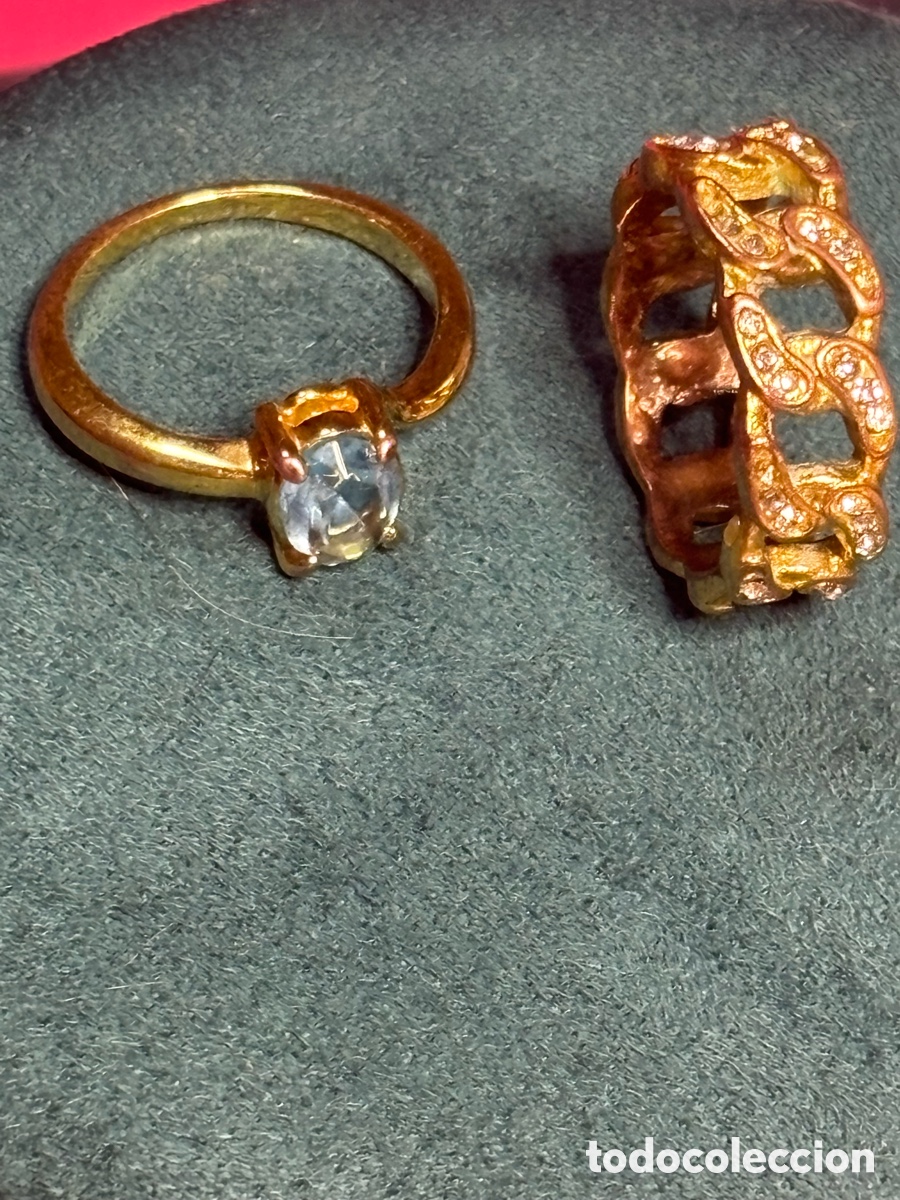 Joyeria: Lote dos anillos dorados para mujer