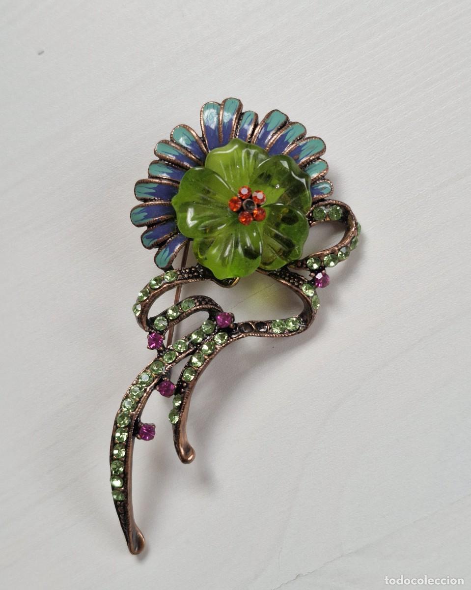 Joyeria: BROCHE FLORAL VINTAGE CON CRISTALES &ndash; DISE&Ntilde;O ART&Iacute;STICO ESMALTADO