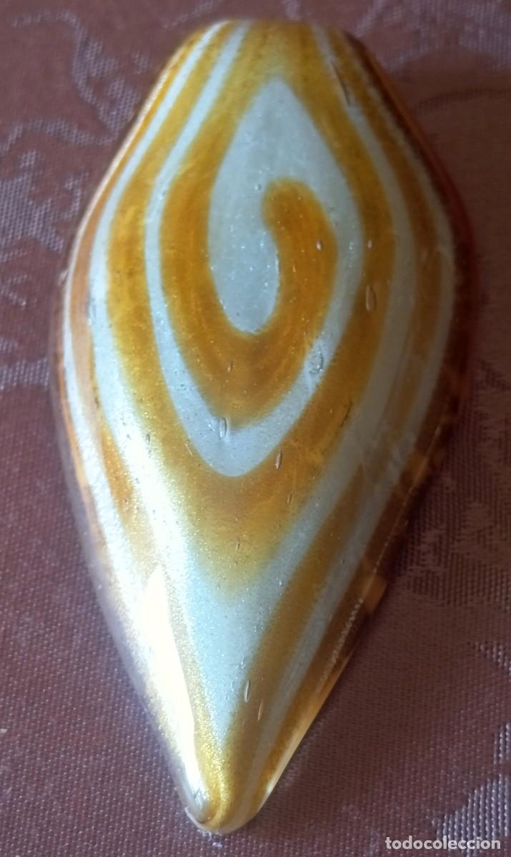 Joyeria: BONITO COLGANTE DE CRISTAL DE MURANO BEIGE CON L&Iacute;NEAS EN DORADO