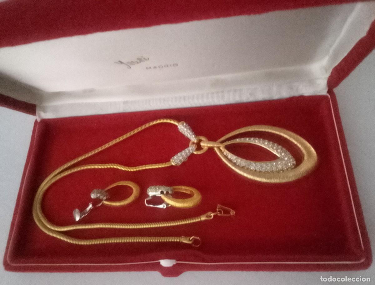 Schmuck: CONJUNTO DE GARGANTILLA Y PENDIENTES