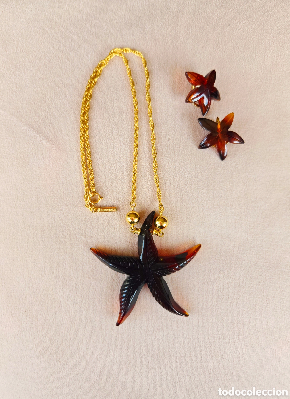 Joyeria: Vintage Corocraft necklace and earrings