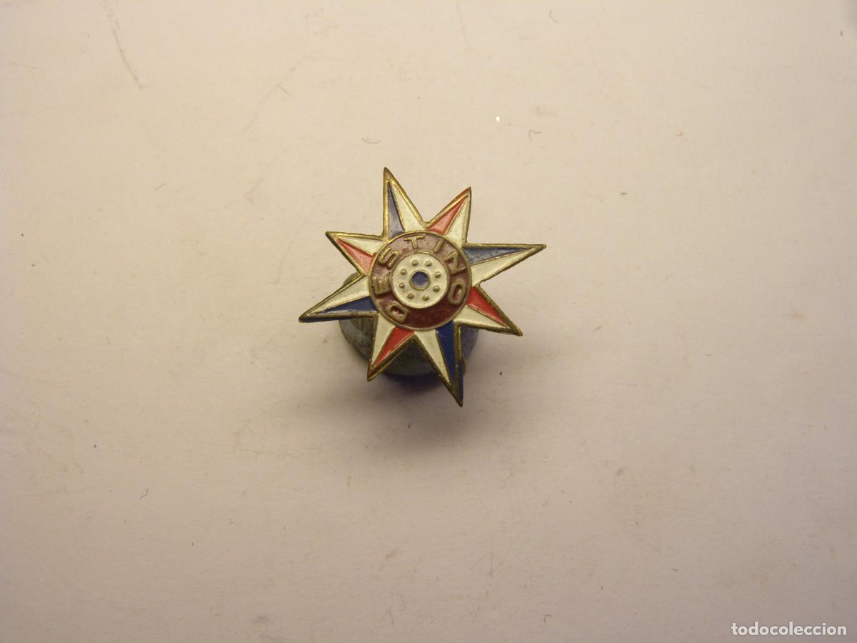 Joyeria: Viejo pin aguja de la editorial DESTINO.
