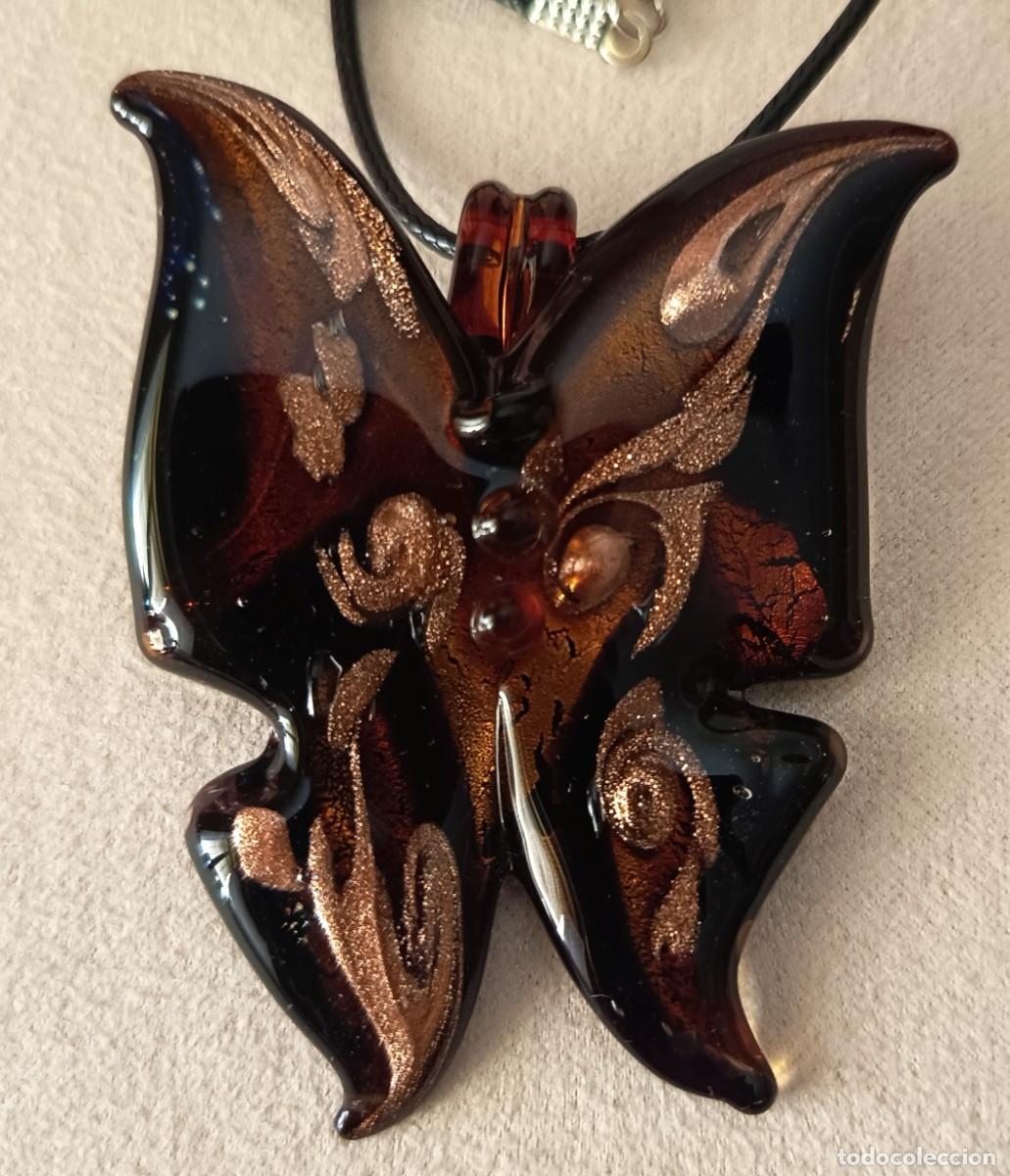 Joyeria: PRECIOSO COLGANTE DE CRISTAL DE MURANO EN FORMA DE MARIPOSA CON DETALLES EN BRONCE Y DORADO