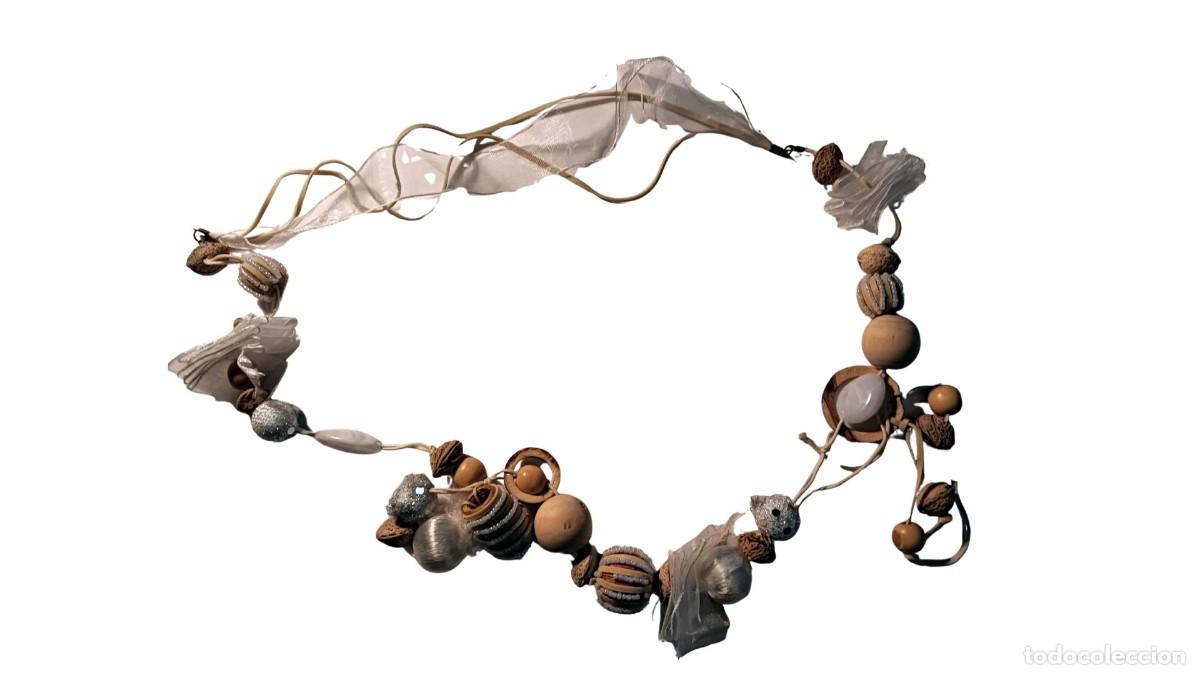 Joyeria: COLLAR ARTESANAL SEMILLAS NATURALES &middot; MADERA &middot; CUERO &middot; PURPURINA PLATEADA &middot; A&Ntilde;OS 90/2000