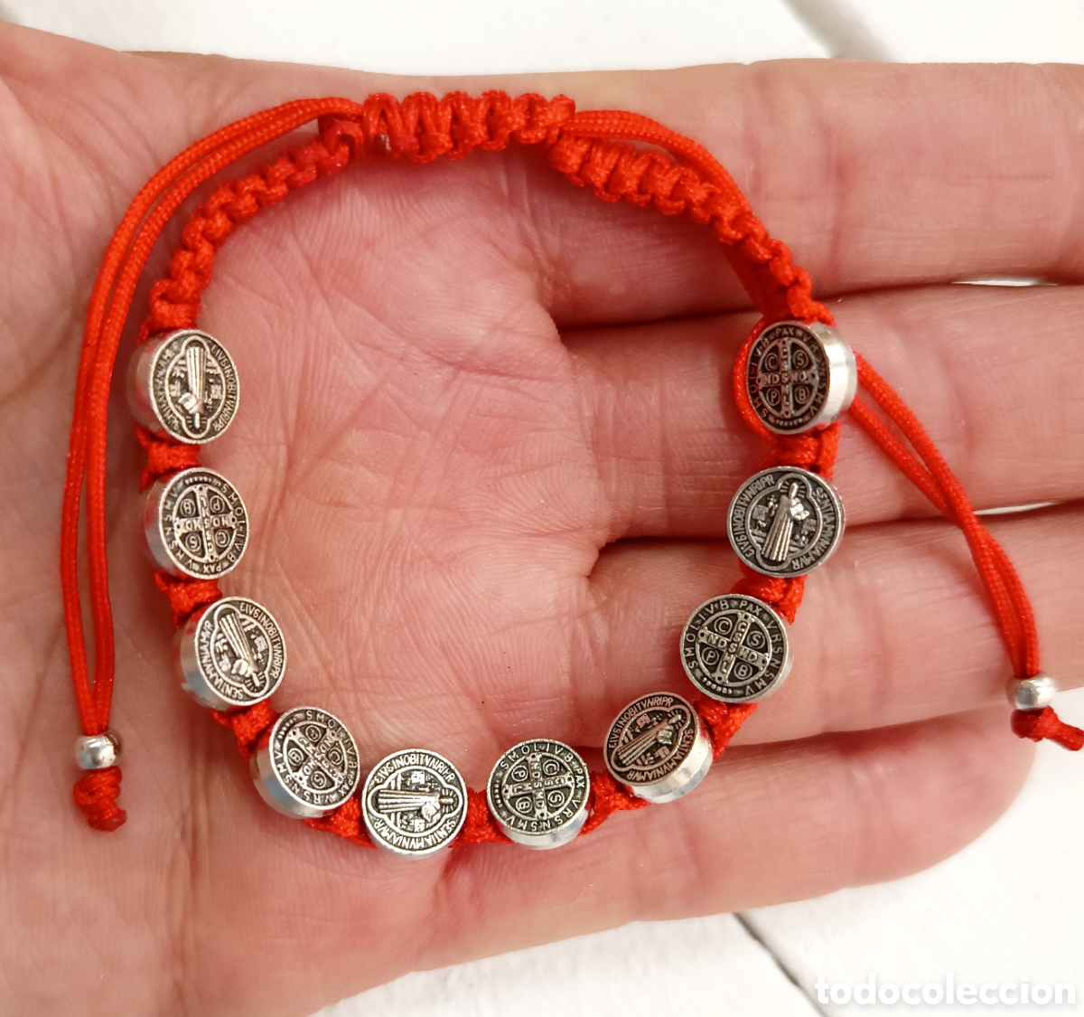Joyeria: Pulsera de protecci&oacute;n de san Benito preparada energ&eacute;ticamente con palo santo