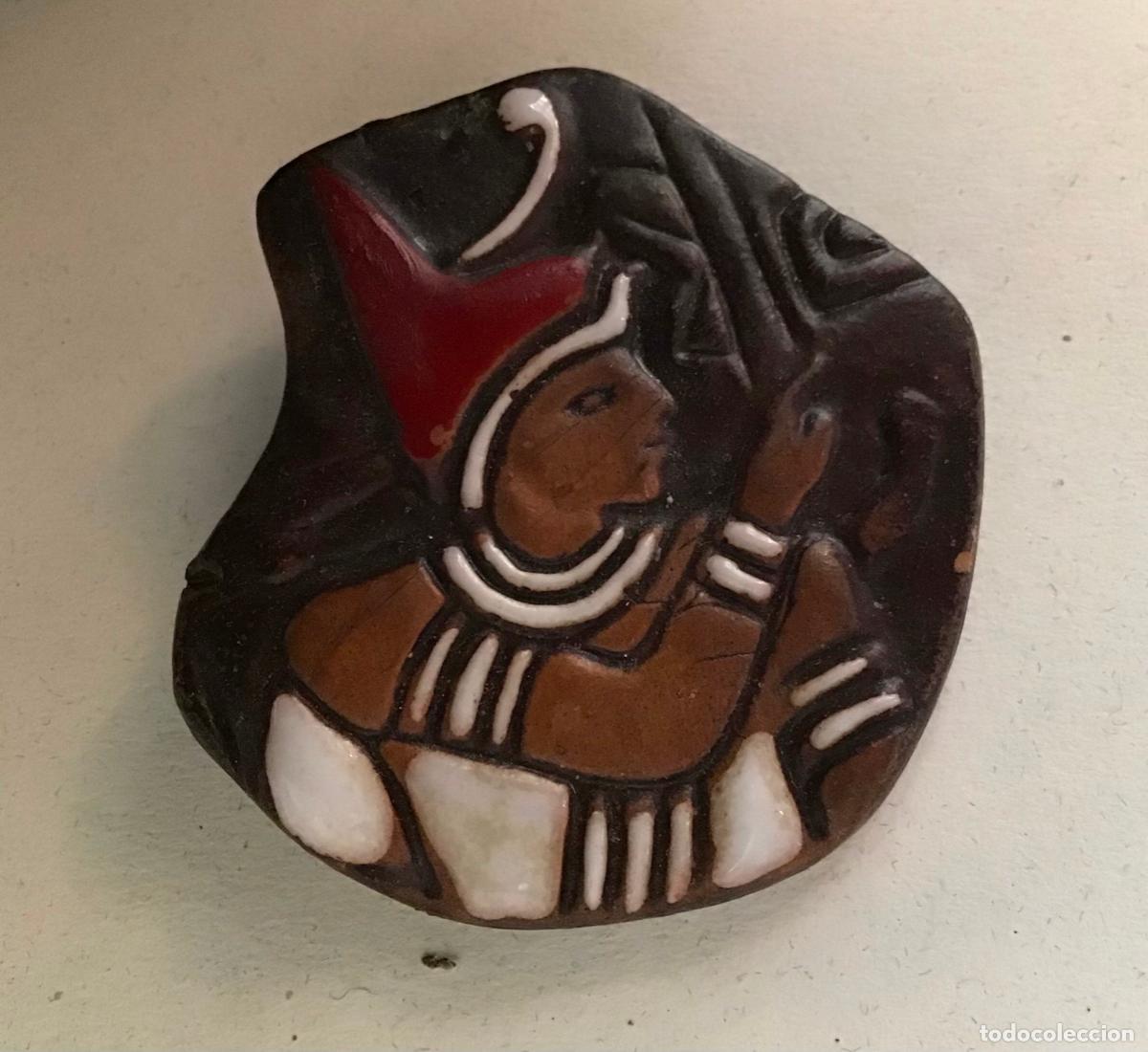 Joyeria: BROCHE DE TERRACOTA ESMALTADO