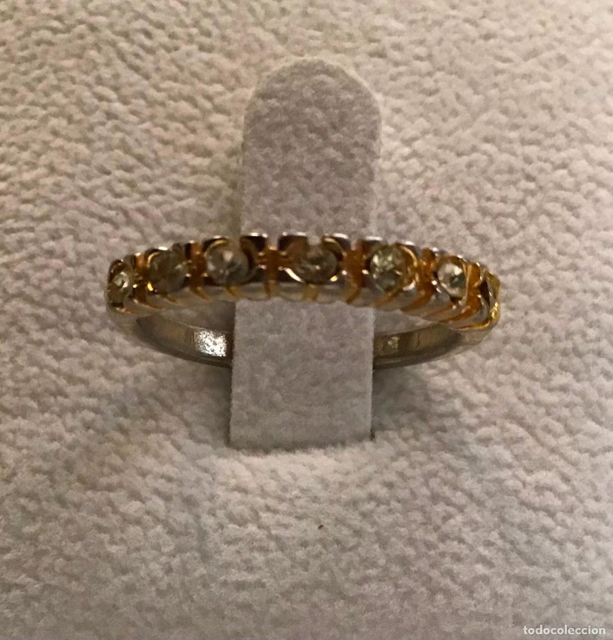 Joyeria: ANILLO DORADO Y CRISTAL