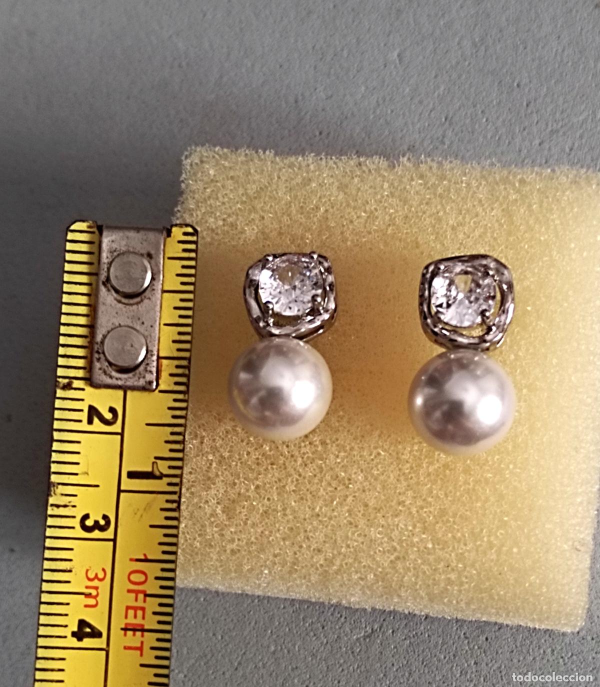 Joyeria: Pendientes plateados con perla y circonita. - Foto 3