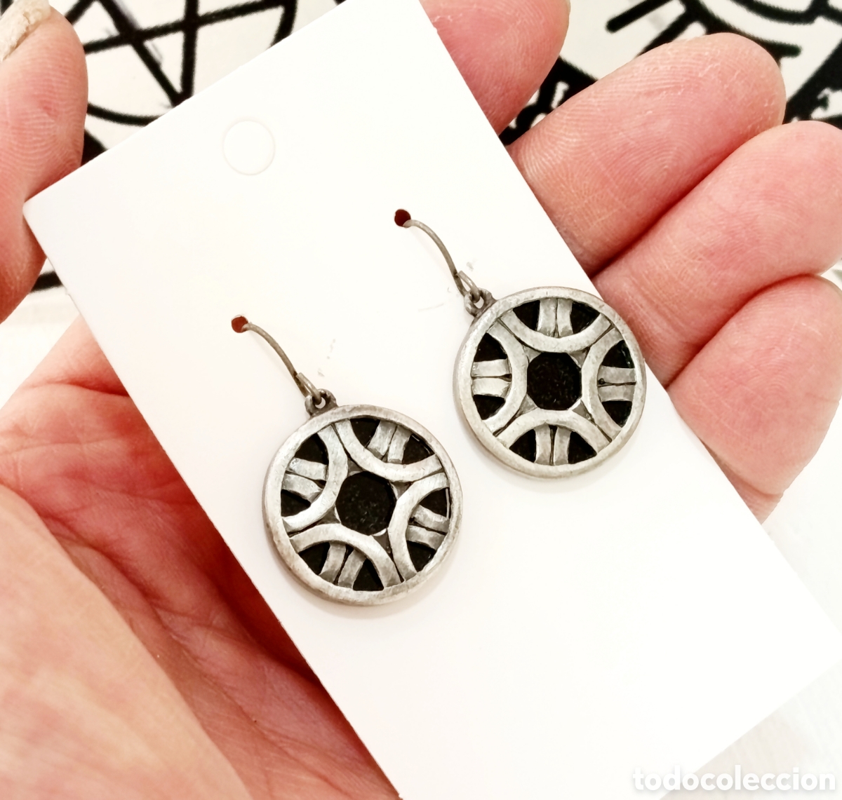 Joyeria: Pendientes color plata y negro, a&ntilde;os 90's, nuevos