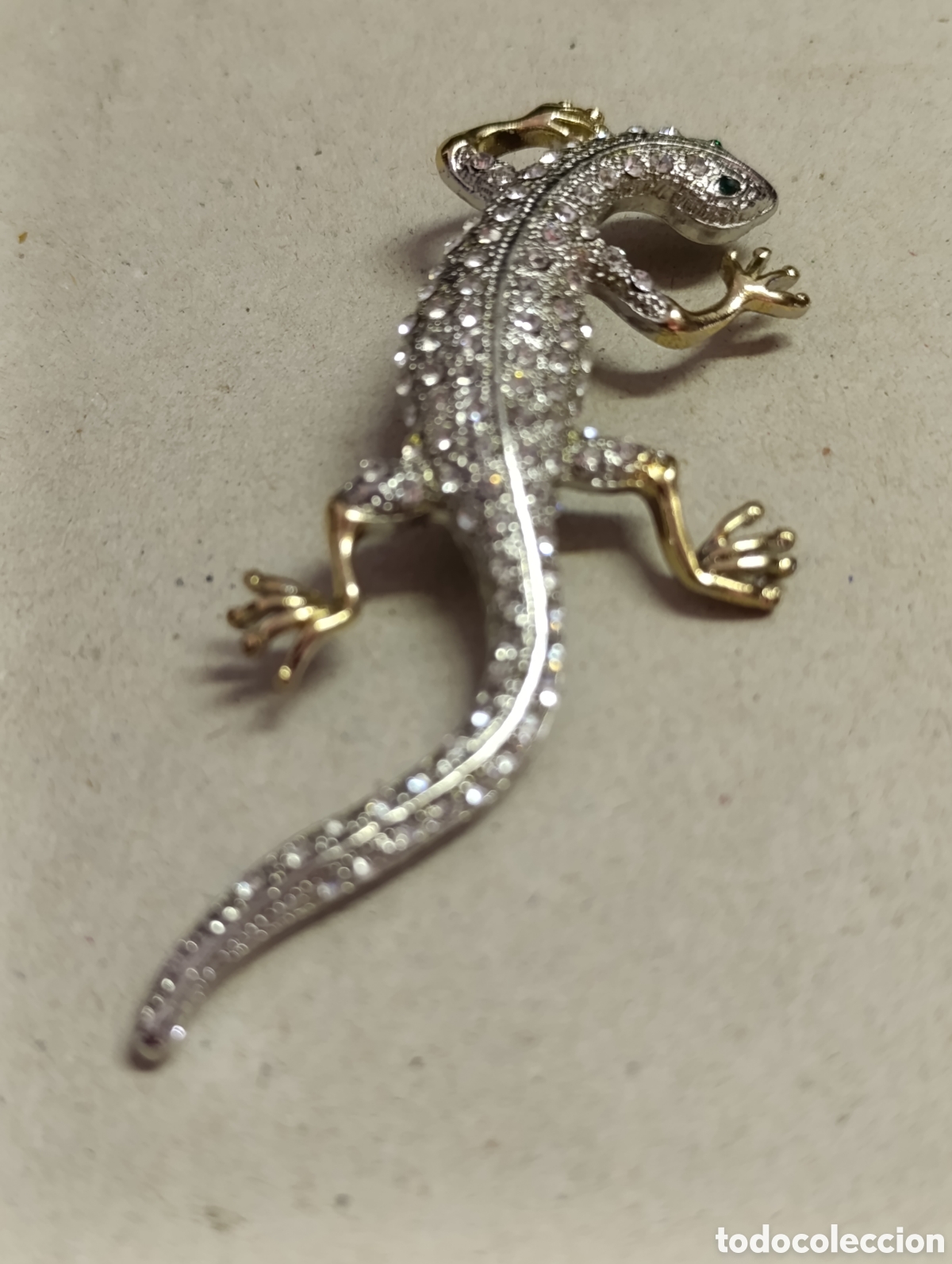 Joyeria: BROCHE DE BISUTERIA REPRESENTADO SALAMANDRA. - Foto 3
