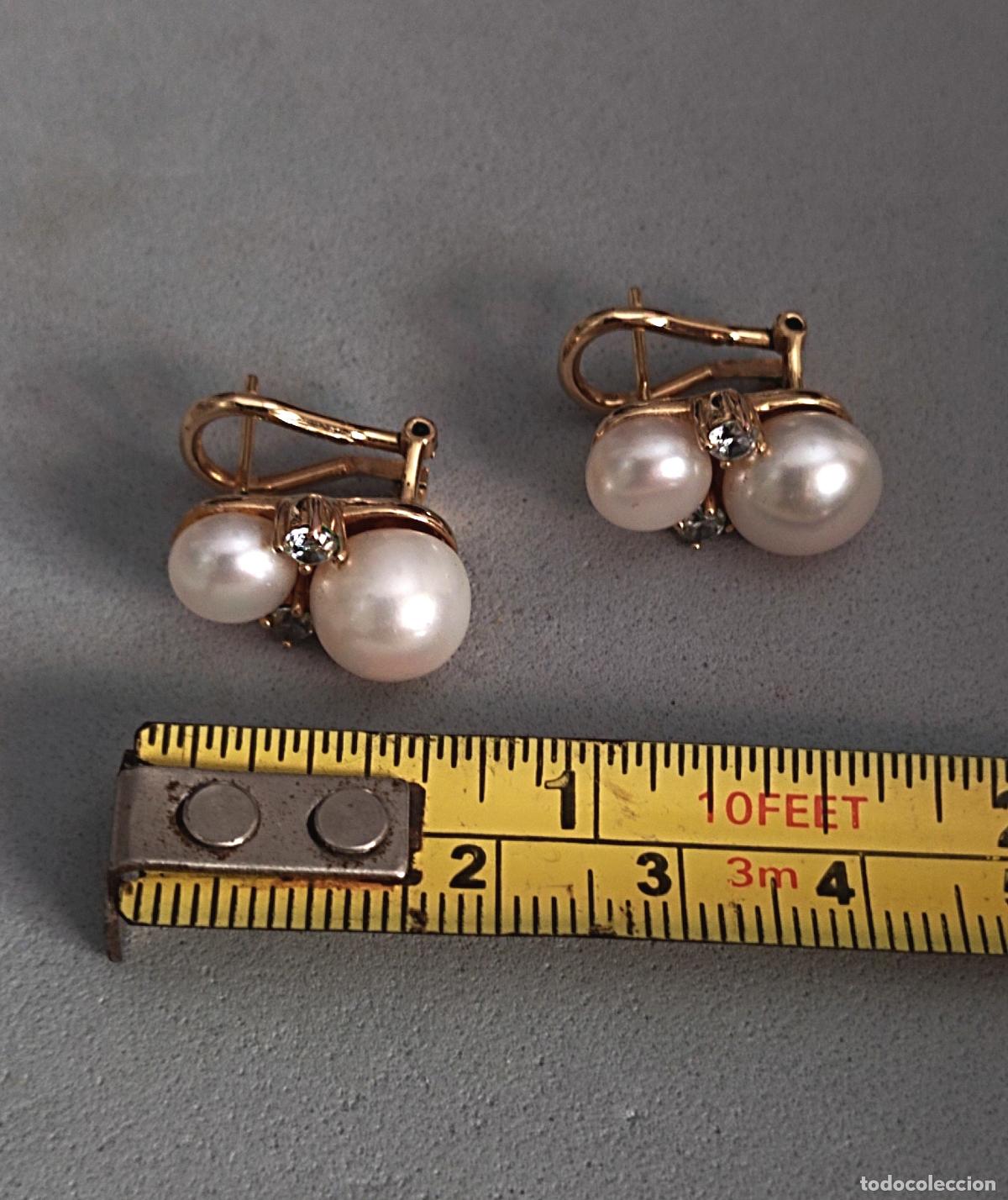 Joyeria: Pendientes dorados con perlas, cierre de omega. - Foto 2