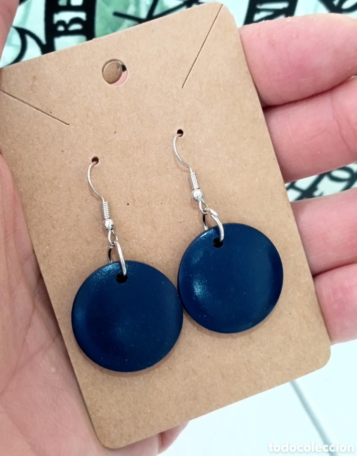 Joyeria: Pendientes bohemios de madera color azul marino, nuevos