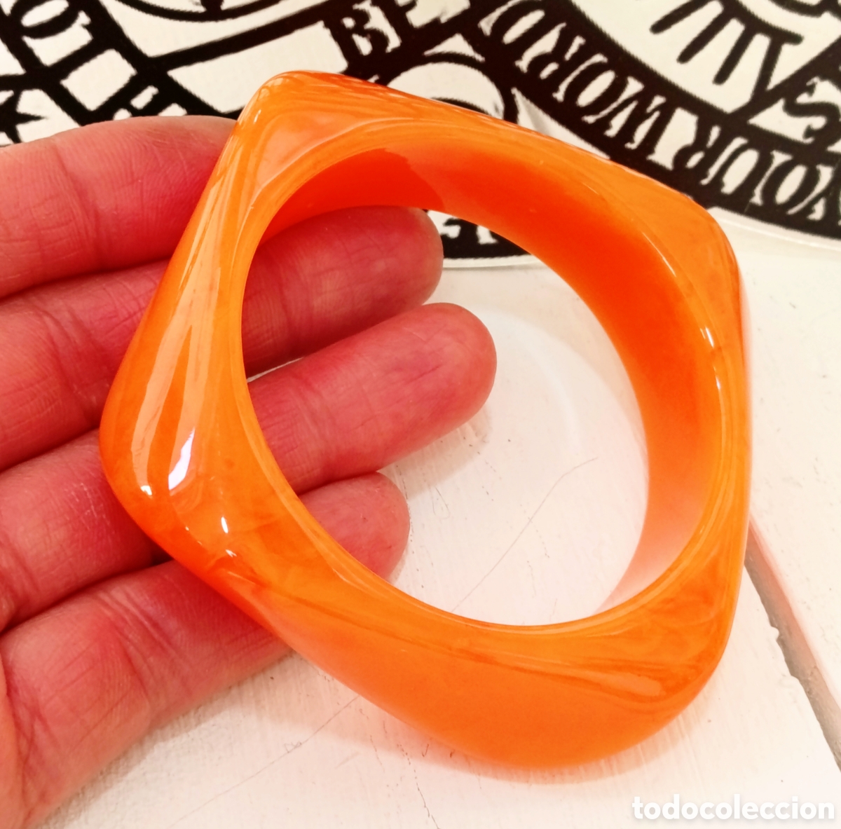 Joyeria: Pulsera acr&iacute;lica color naranja, antial&eacute;rgica, nueva