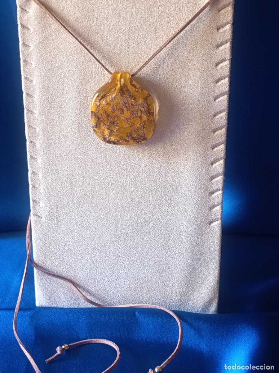 Joyeria: PRECIOSO COLGANTE EN CRISTAL DE MURANO AMARILLO CON DETALLES EN COBRE