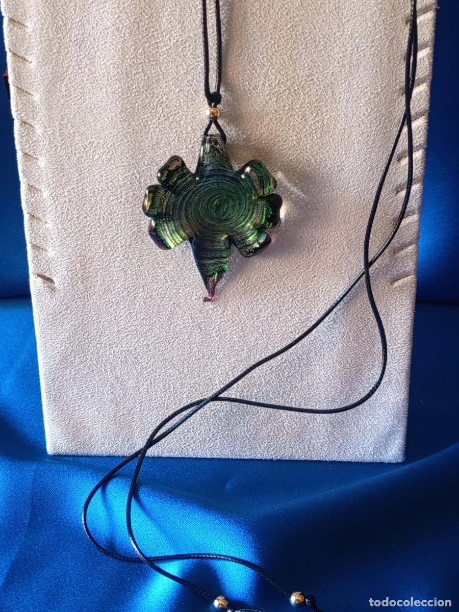 Joyeria: COLGANTE EN CRISTAL DE MURANO EN TONALIDADES VERDE Y DORADO